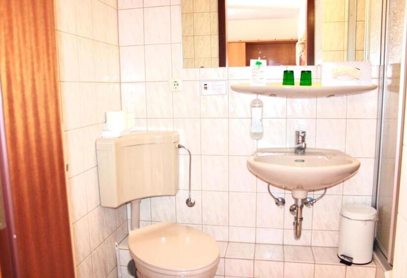 标准间, Seerose Bad Malente