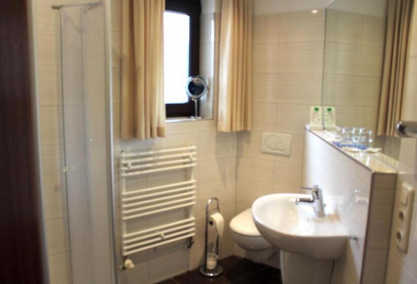 标准间, Seerose Bad Malente