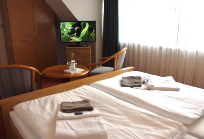 标准房带园景, Seerose Bad Malente