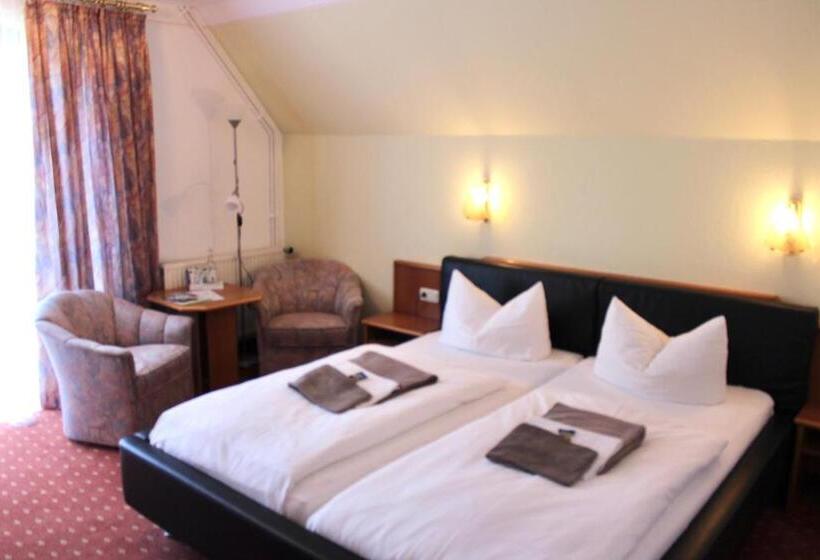 标准房带园景, Seerose Bad Malente