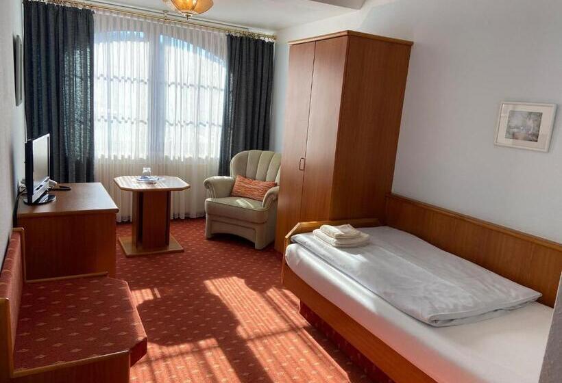 标准单人间, Seerose Bad Malente