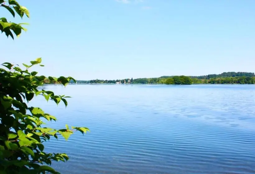 1 Bedroom Apartment Lake View, Seerose Bad Malente