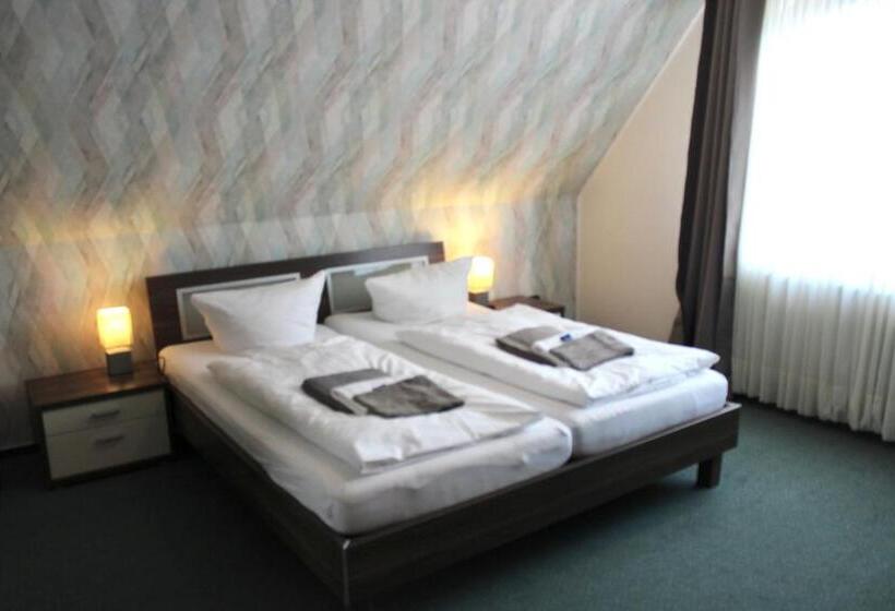 1 Bedroom Apartment Lake View, Seerose Bad Malente