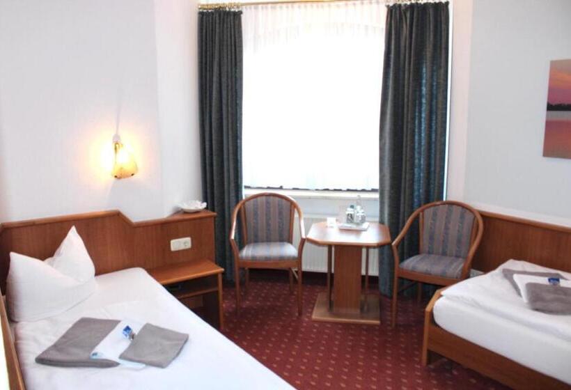 标准房带园景, Seerose Bad Malente