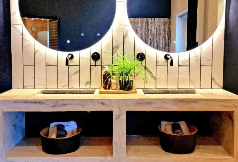 バスタブ付きスタンダードルーム, Pjure Wellness Retreat & Spa