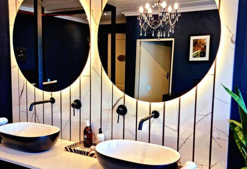 Люкс Кровать Кинг, Pjure Wellness Retreat & Spa