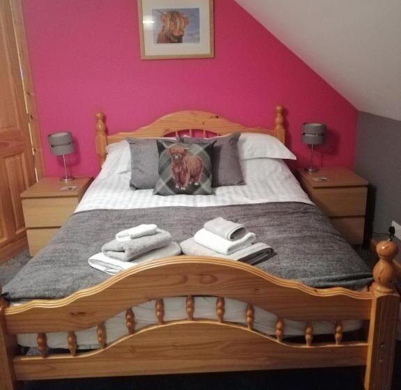 Номер Стандарт, Corrie View