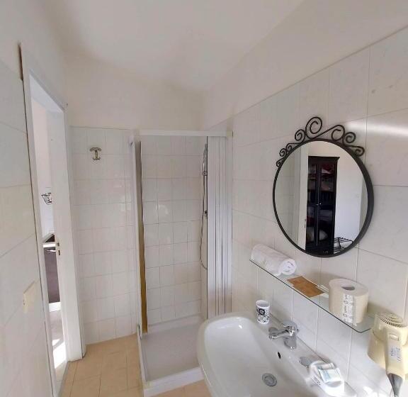 침실 1개 아파트, Villa Nadira