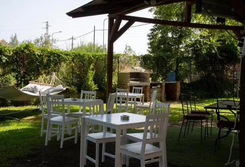 スーペリアスタジオ, Villa Nadira