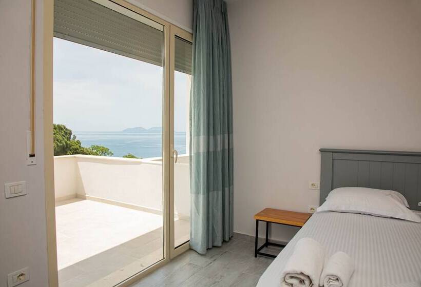 חדר סטנדרט נוף לים עם מרפסת, Aerial Hotel & Spa