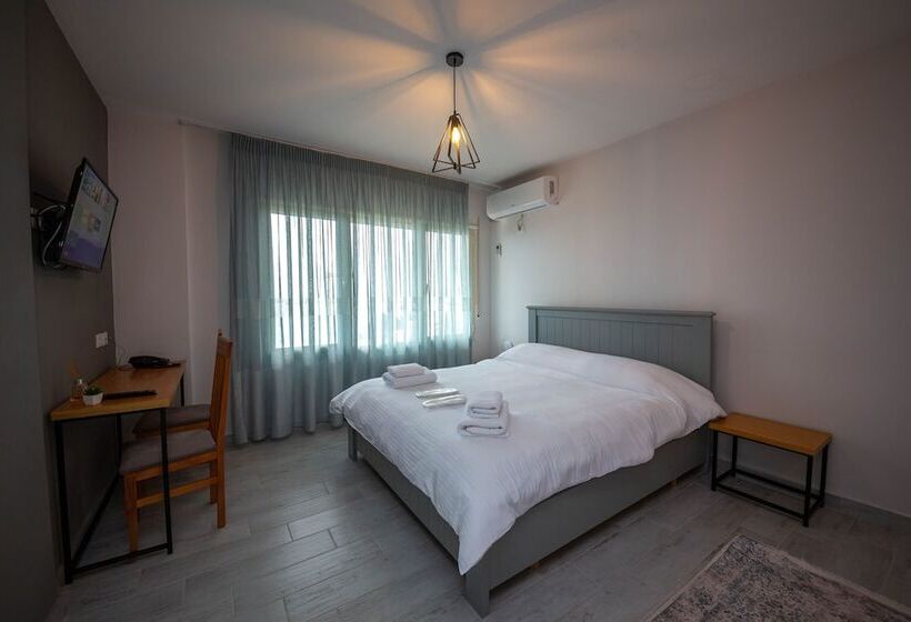 חדר סטנדרט נוף לים עם מרפסת, Aerial Hotel & Spa