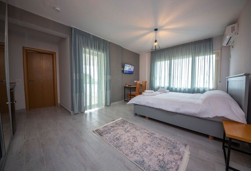 海景标准间带阳台, Aerial Hotel & Spa