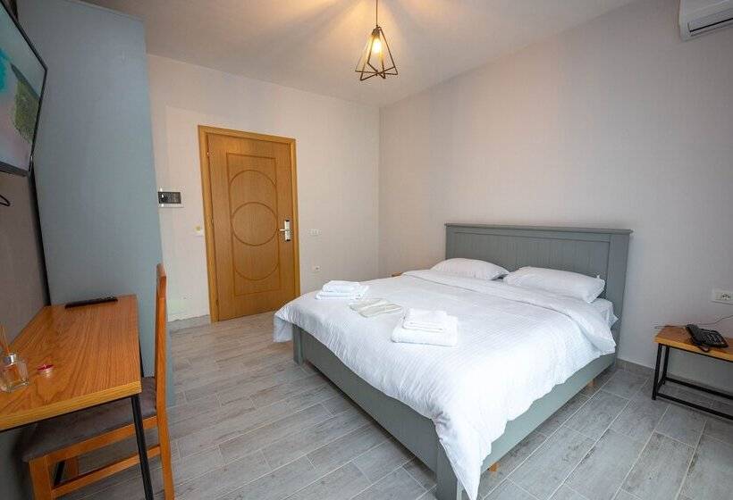 חדר סטנדרט נוף לים עם מרפסת, Aerial Hotel & Spa