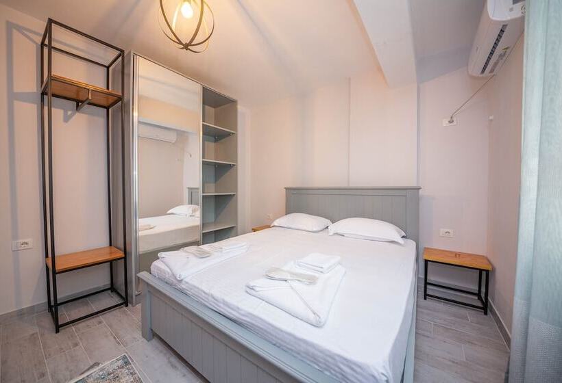 סוויטה משפחתית, Aerial Hotel & Spa