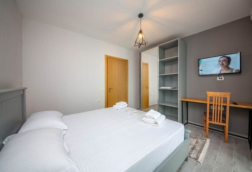 סוויטה משפחתית, Aerial Hotel & Spa