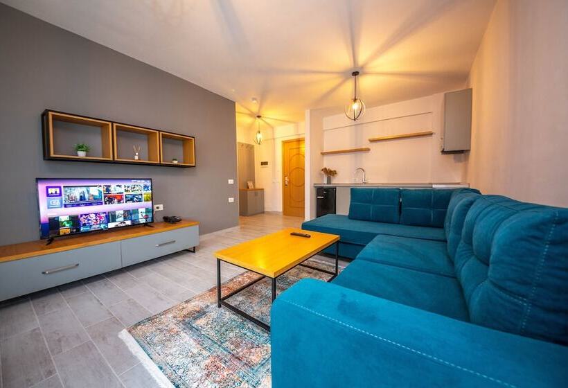 סוויטה משפחתית, Aerial Hotel & Spa