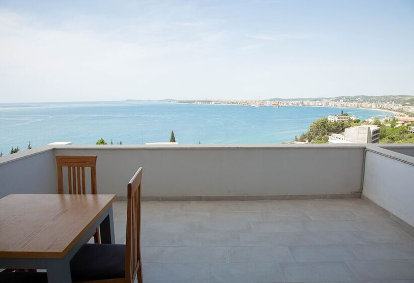 סוויטה משפחתית, Aerial Hotel & Spa