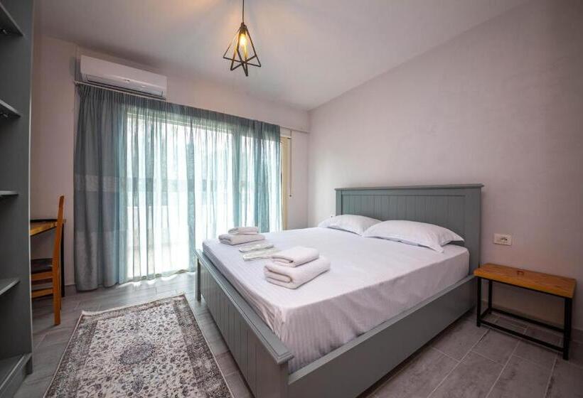 חדר סטנדרט נוף לים עם מרפסת, Aerial Hotel & Spa