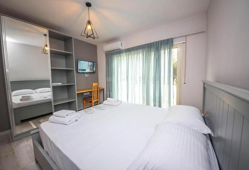 סוויטה משפחתית, Aerial Hotel & Spa