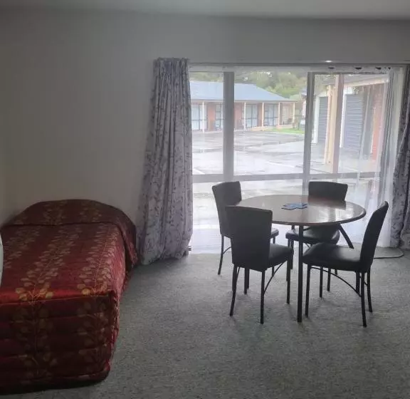 1ベッドルームアパートメント, Arran Motel