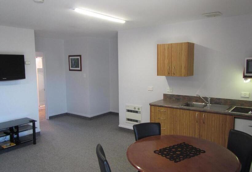 آپارتمان 2 خوابه, Arran Motel