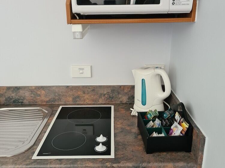 آپارتمان 2 خوابه, Arran Motel