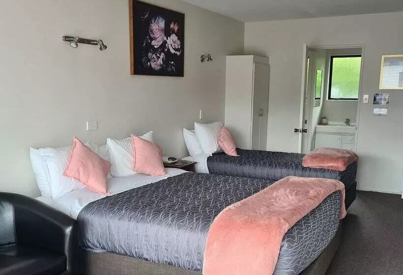 スタンダードスタジオ, Arran Motel