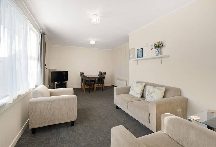 Люкс Семейный 2 Спальни, Asure Oakleigh Motel