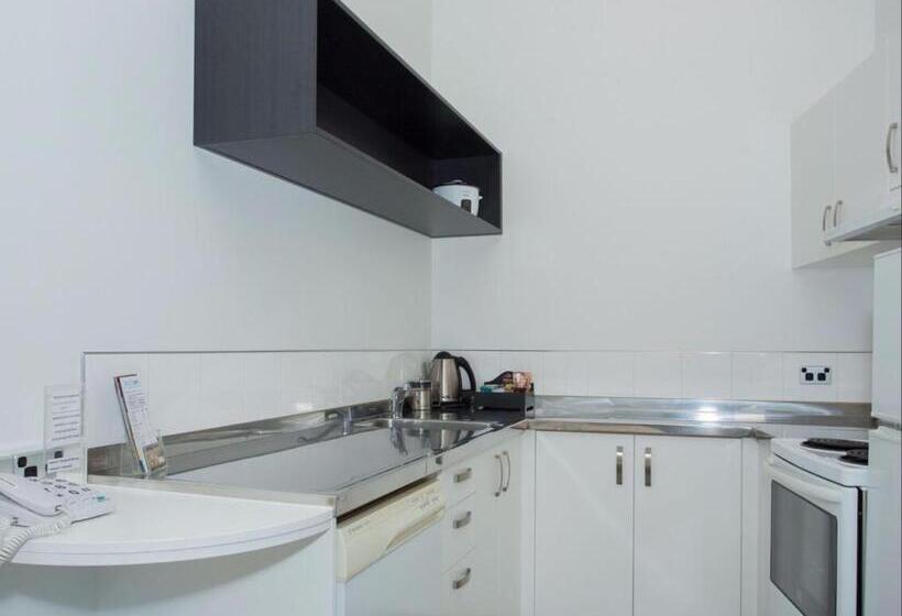 شقة غرفة واحدة, Clearbrook Motel & Serviced Apartments