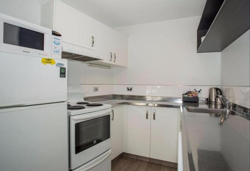 شقة غرفتين, Clearbrook Motel & Serviced Apartments