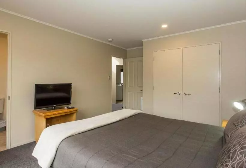 3ベッドルームハウス, Clearbrook Motel & Serviced Apartments