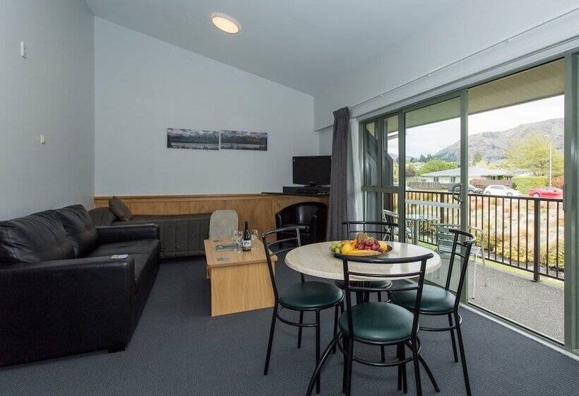 شقة غرفة واحدة, Clearbrook Motel & Serviced Apartments