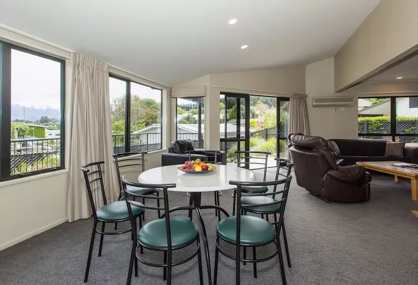 3ベッドルームハウス, Clearbrook Motel & Serviced Apartments