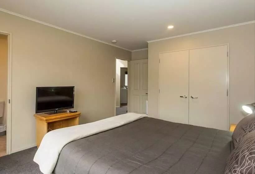 3ベッドルームハウス, Clearbrook Motel & Serviced Apartments
