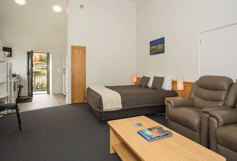 إستوديو قياسى, Clearbrook Motel & Serviced Apartments