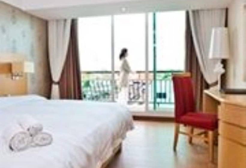 Business Room, Discovery