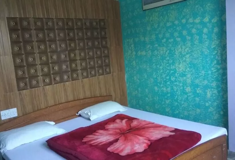 Deluxe-huone, Ganga Kripa