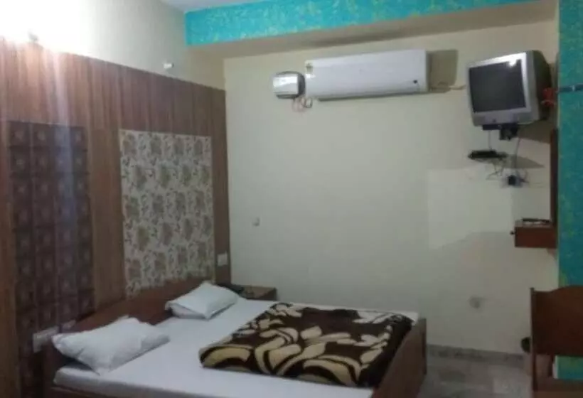 Deluxe-huone, Ganga Kripa