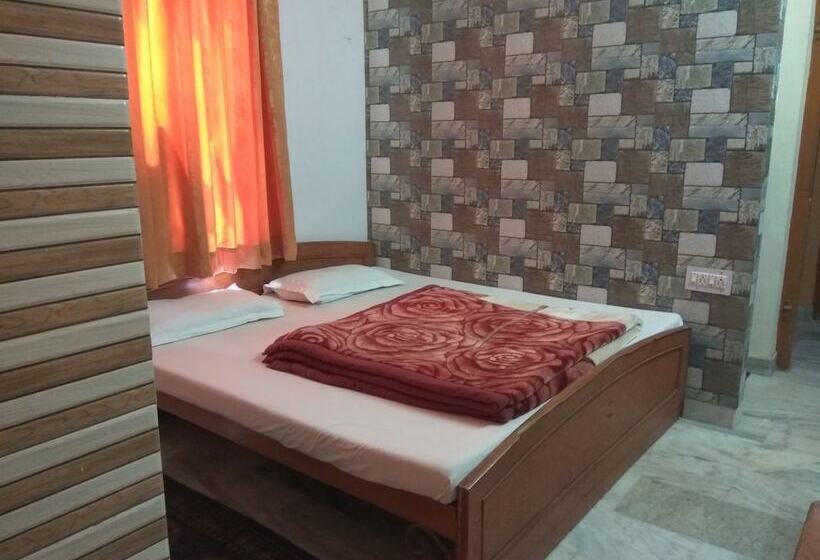 디럭스 룸, Ganga Kripa