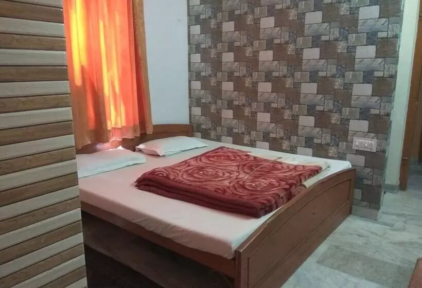 Deluxe-huone, Ganga Kripa