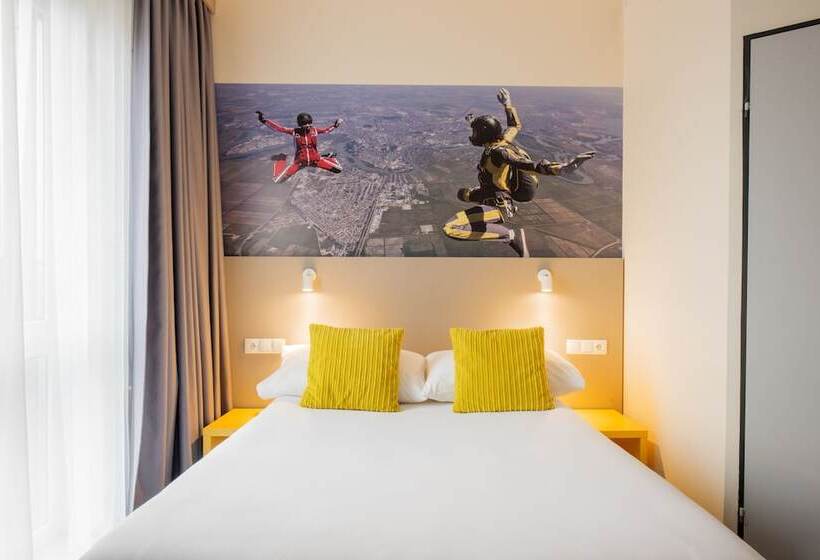 スタンダードルーム, Ibis Styles Warszawa West