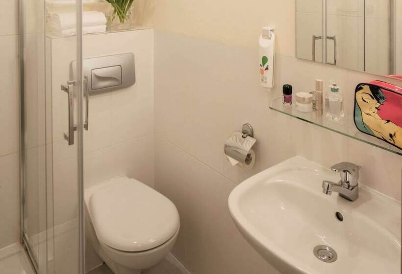 标准间, Ibis Styles Warszawa West