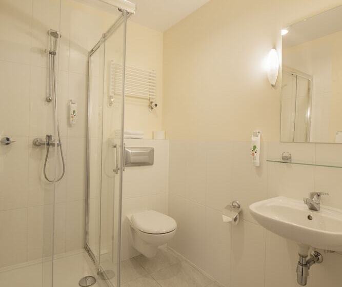 标准间, Ibis Styles Warszawa West