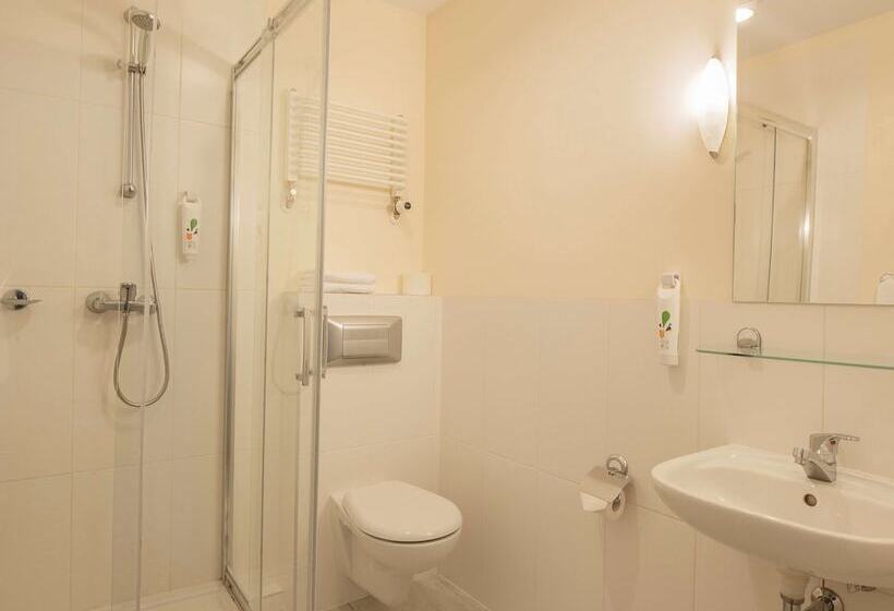 标准间, Ibis Styles Warszawa West