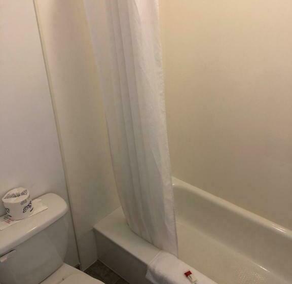 غرفة ديلوكس, Knights Inn Huntsville