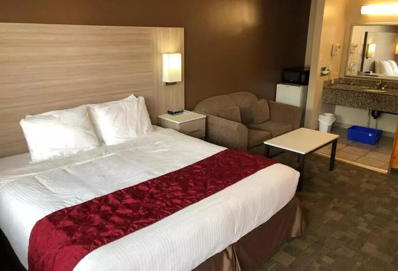 キングサイズベッドのスタンダードルーム, Knights Inn Huntsville