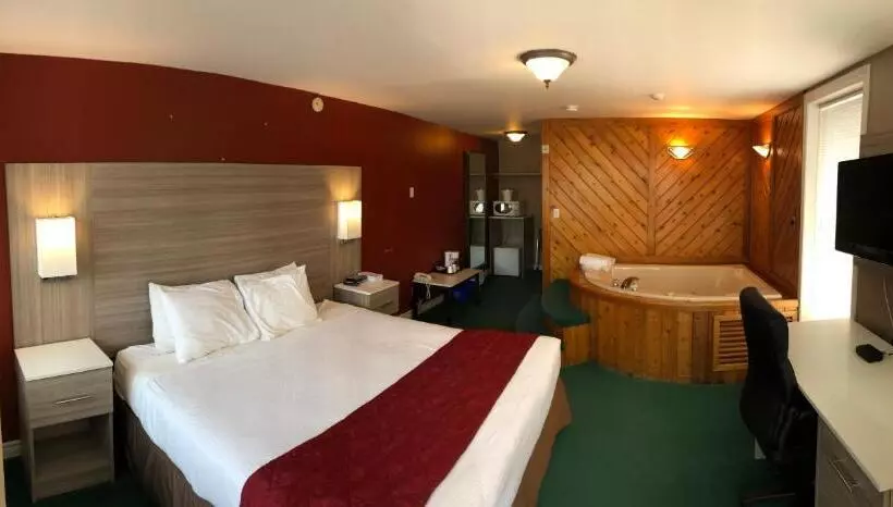 キングサイズベッドのデラックスルーム, Knights Inn Huntsville