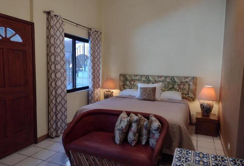 جناح مطلّ علي حمام السباحة, Loreto Playa Boutique