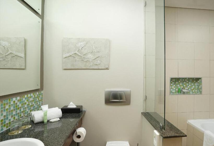 חדר סטנדרט, Peermont Metcourt At Umfolozi Empangeni