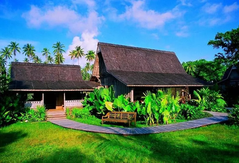 ویلای 1 خوابه, Ratua Private Island Resort